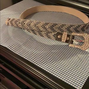 Rhinestone western belt size XL stunning